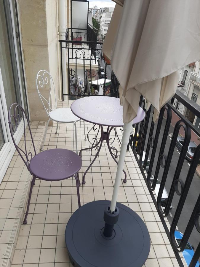 Appartement Cosy De Centre Ville Шарантон-ле-Пон Екстер'єр фото