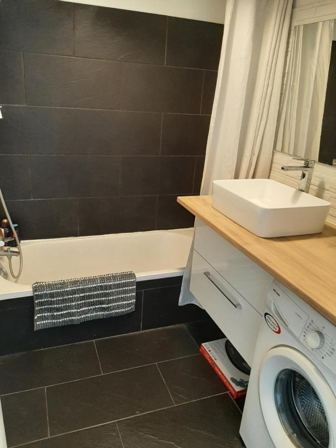 Appartement Cosy De Centre Ville Шарантон-ле-Пон Екстер'єр фото